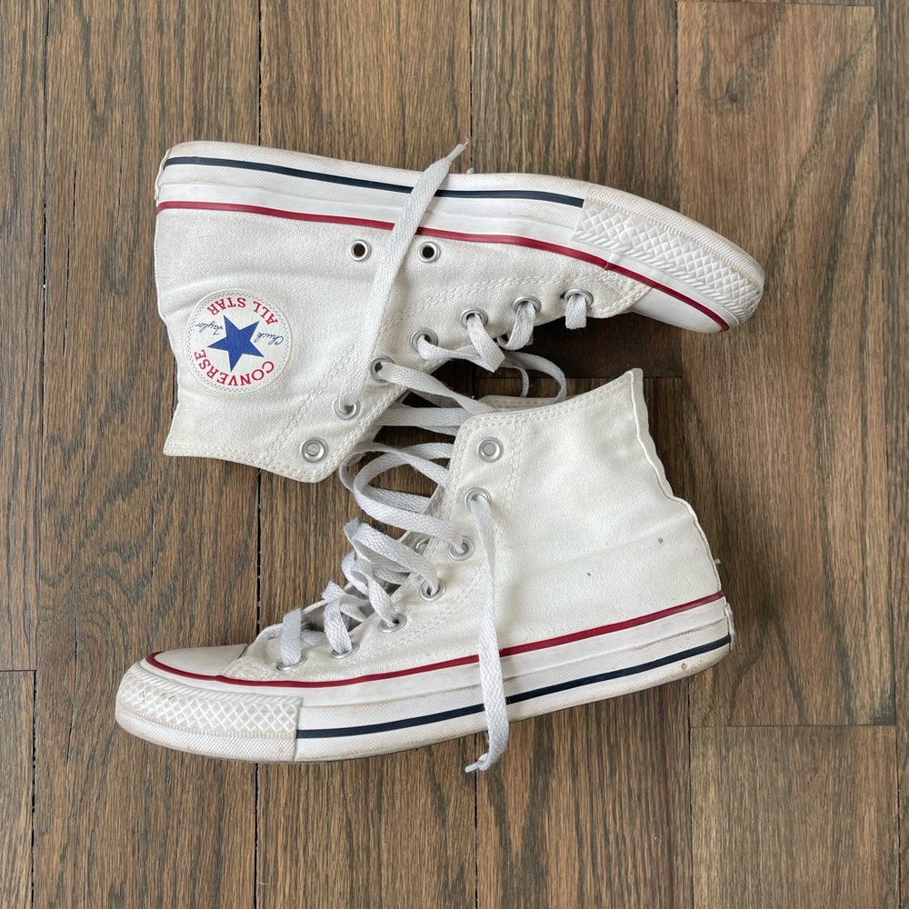 White converse